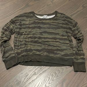 Splendid cropped sweatshirt. Size XS